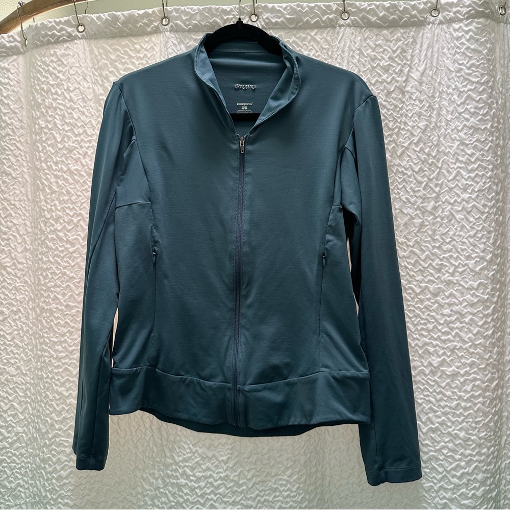 Patagonia Women's Blue Sweater Size L